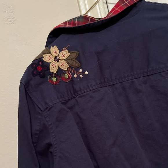 Cute designed jacket - Picture 3 of 8